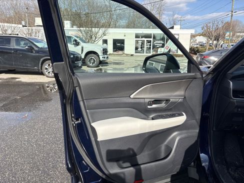 Used 2026 Toyota Grand Highlander XLE image 9