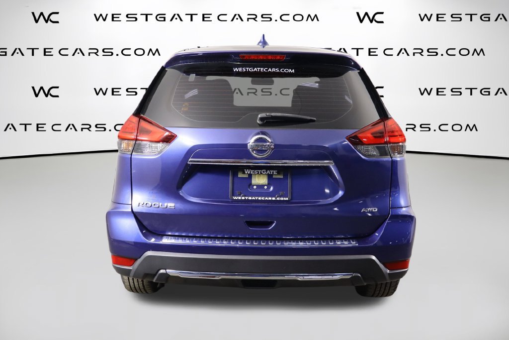 Used 2017 Nissan Rogue S AWD/4WD image 4