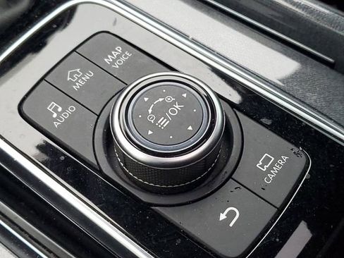 Used 2023 Nissan Armada SL w/ Midnight Edition Package image 38