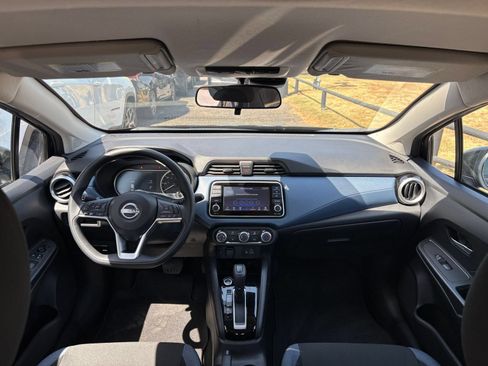 Used 2025 Nissan Versa SV FWD image 26