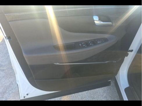 Used 2020 Hyundai Santa Fe SEL w/ Cargo Package FWD image 16