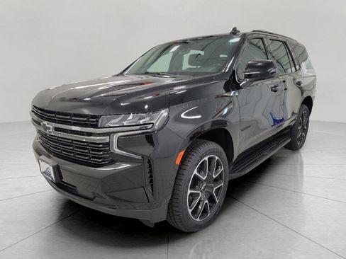 Used 2021 Chevrolet Tahoe RST w/ Luxury Package AWD/4WD image 13