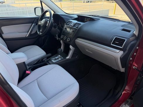 Used 2015 Subaru Forester 2.5i Premium w/ All-Weather Package image 21