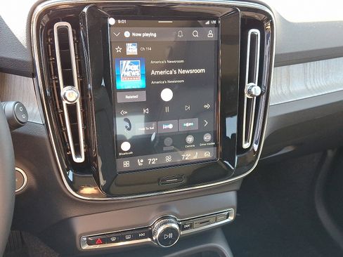 New 2026 Volvo XC40 B5 Plus w/ Protection Package Premier image 12