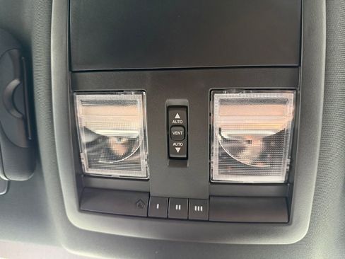 Used 2023 Dodge Challenger SXT w/ Plus Package RWD image 19