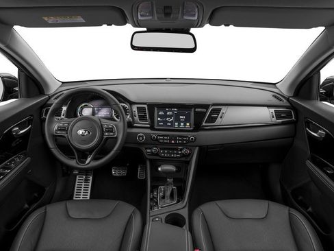 Used 2017 Kia Niro LX image 5