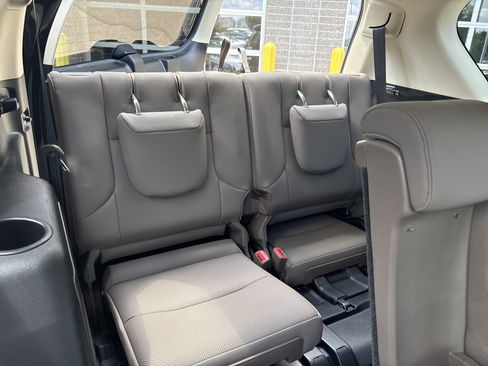 Used 2021 Lexus GX 460 Premium w/ Premium Package AWD/4WD image 32