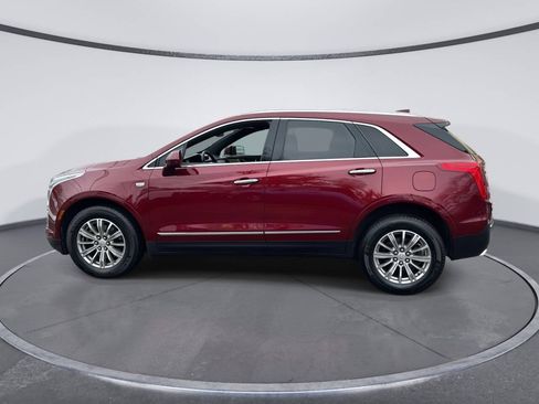 Used 2018 Cadillac XT5 Luxury w/ Driver Awareness Package AWD/4WD image 2