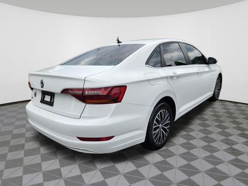 Used 2019 Volkswagen Jetta SE FWD image 4
