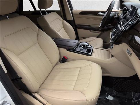 Used 2017 Mercedes-Benz GLE 350 image 22