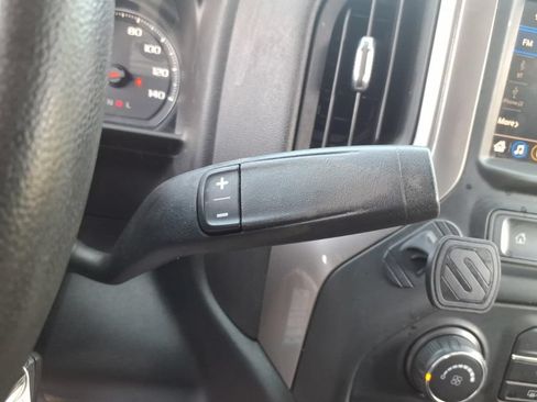 Used 2021 Chevrolet Silverado 1500 W/T w/ WT Value Package AWD/4WD image 29