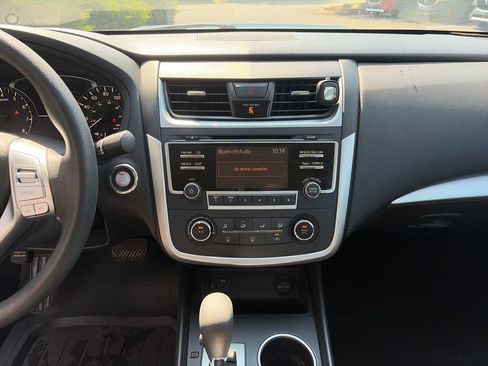Used 2016 Nissan Altima 2.5 S w/ Power Driver Seat Package FWD image 30