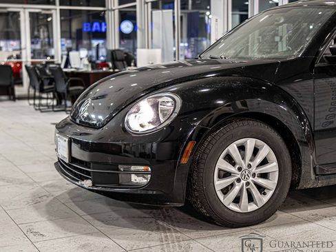 Used 2014 Volkswagen Beetle 1.8T image 4