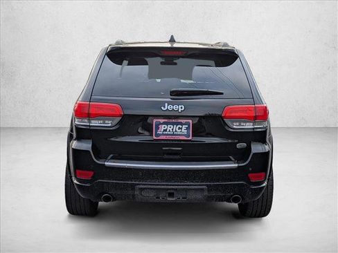 Used 2017 Jeep Grand Cherokee Overland image 7