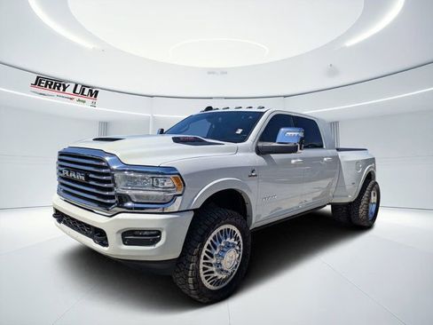 Used 2023 RAM 3500 Limited AWD/4WD image 7