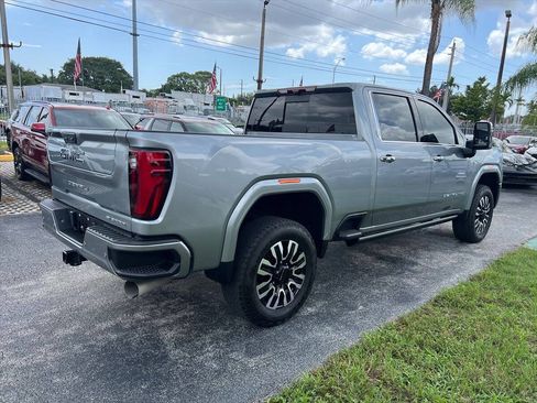Used 2024 GMC Sierra 2500 Denali Ultimate AWD/4WD image 5