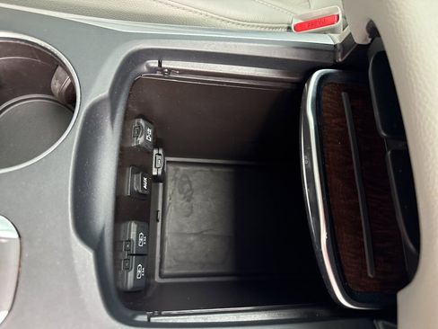 Used 2018 Acura MDX FWD image 26