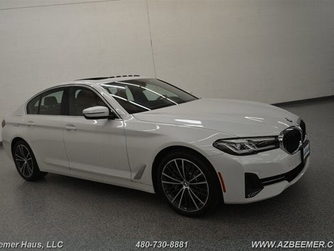 Used 2023 BMW 530i w/ Premium Package RWD image 7