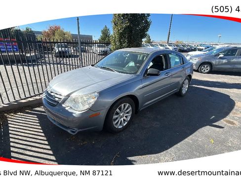 Used 2010 Chrysler Sebring Limited image 1