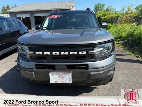 Used 2022 Ford Bronco Sport Outer Banks w/ Tech Package AWD/4WD image 8