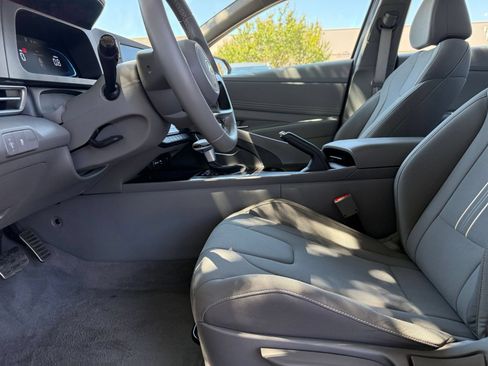 Used 2026 Hyundai Elantra Sport FWD image 26