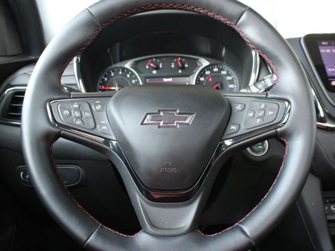 Used 2024 Chevrolet Equinox RS FWD image 31