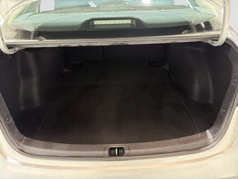 Used 2024 Toyota Corolla LE FWD image 36