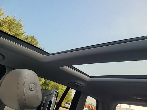 Used 2015 Mercedes-Benz GL 450 4MATIC image 27