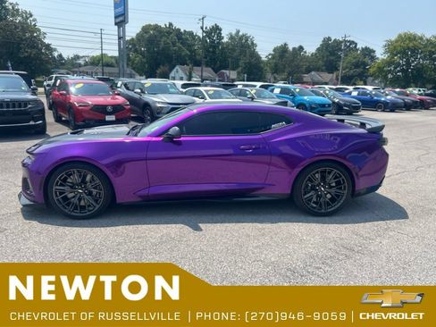 Used 2018 Chevrolet Camaro ZL1 RWD image 24