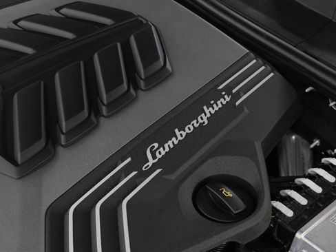 Used 2021 Lamborghini Urus image 59