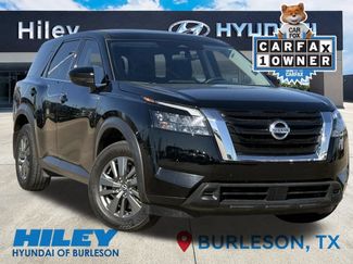 Used 2025 Nissan Pathfinder S video 1