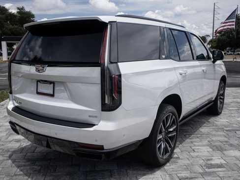 Used 2023 Cadillac Escalade Sport Platinum RWD image 13