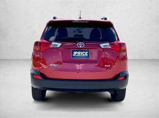 Used 2015 Toyota RAV4 XLE video 4