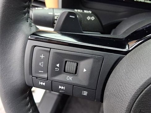 Used 2023 Nissan Rogue Platinum w/ Platinum Premium Package image 23