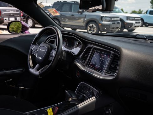 Used 2020 Dodge Challenger SRT Hellcat RWD image 36