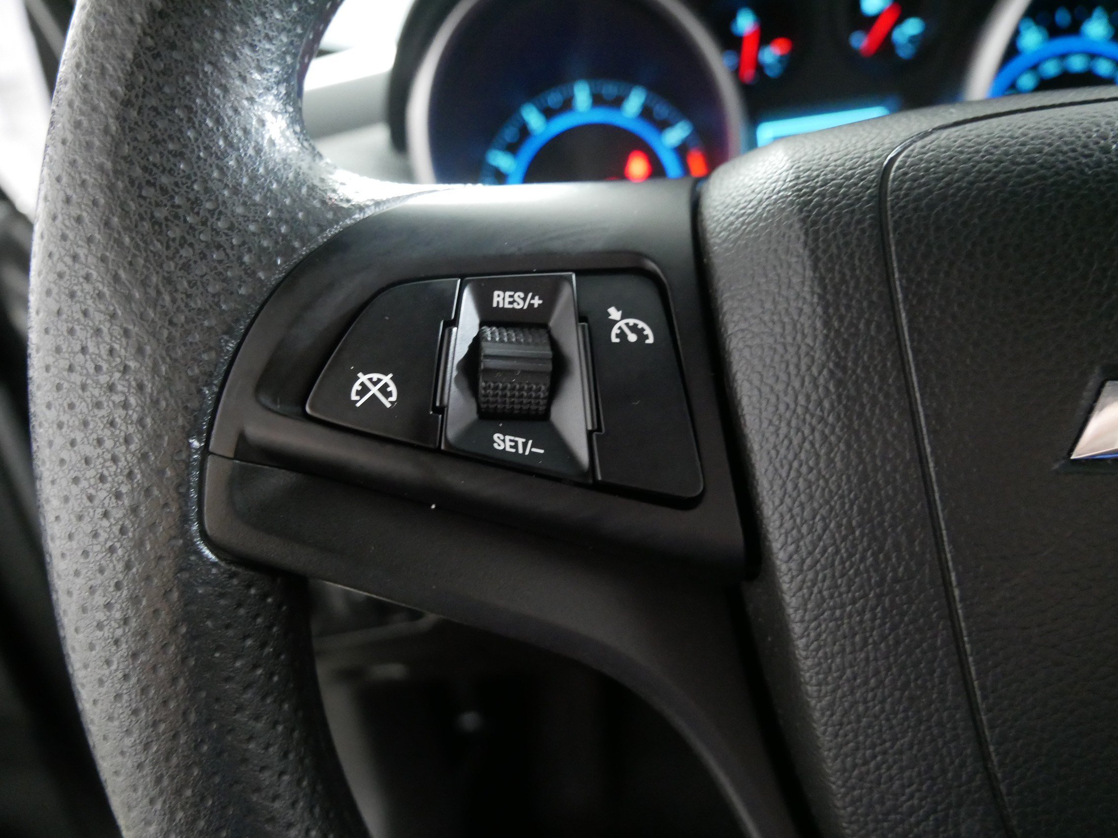 Used 2015 Chevrolet Cruze LT FWD image 27