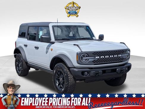 New 2026 Ford Bronco Badlands AWD/4WD image 1