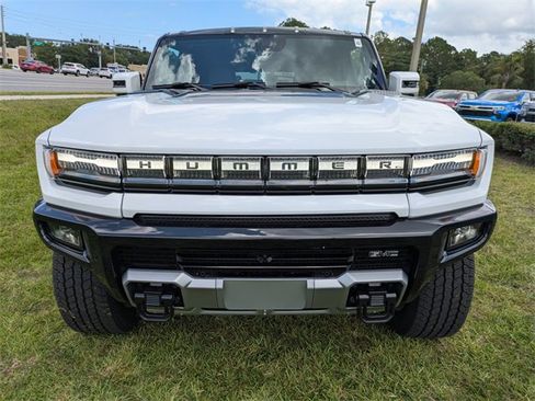 New 2025 GMC Hummer EV 3X image 8