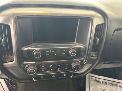 Used 2018 Chevrolet Silverado 2500 LT AWD/4WD image 10