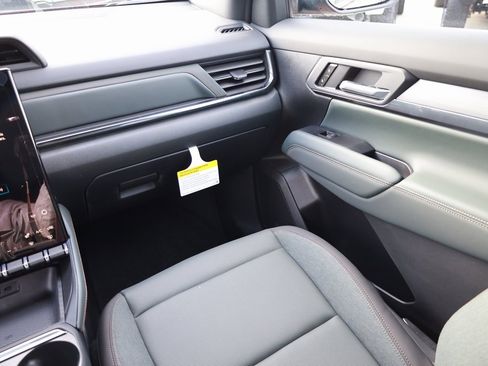 New 2026 GMC Terrain AT4 image 20