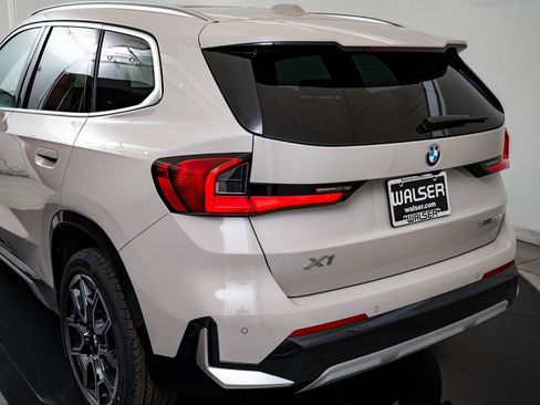 New 2026 BMW X1 xDrive28i w/ Technology Package AWD/4WD image 19