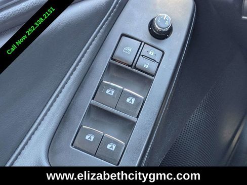 Used 2022 Toyota Avalon XLE image 21