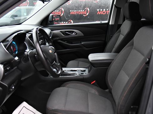 Used 2019 Chevrolet Traverse LT w/ LPO, Floor Liner Package image 18