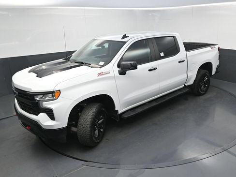 Used 2023 Chevrolet Silverado 1500 LT Trail Boss w/ Protection Package AWD/4WD image 32