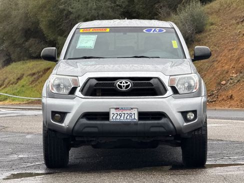 Used 2015 Toyota Tacoma PreRunner w/ TRD Off-Road Package image 8