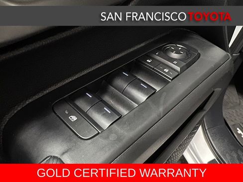 Certified 2025 Toyota Tacoma TRD Off-Road image 39