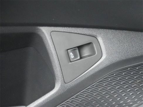 New 2025 Volkswagen Jetta SE image 21