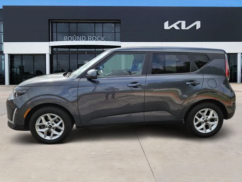 Certified 2023 Kia Soul LX w/ Option Group 015 FWD image 4