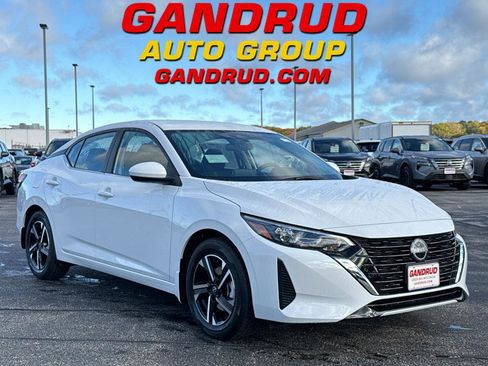 New 2025 Nissan Sentra SV image 1