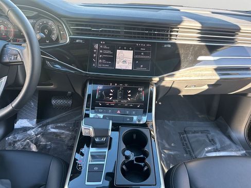 Used 2025 Audi Q7 3.0T Premium Plus image 14